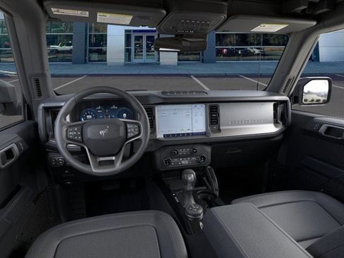 New 2026 Ford Bronco Badlands AWD/4WD image 9
