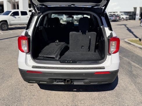 Certified 2021 Ford Explorer XLT w/ Class III Trailer Tow Package image 13