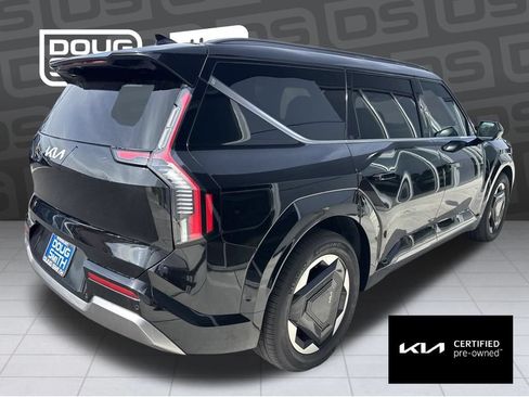 Certified 2024 Kia EV9 Land AWD/4WD image 3