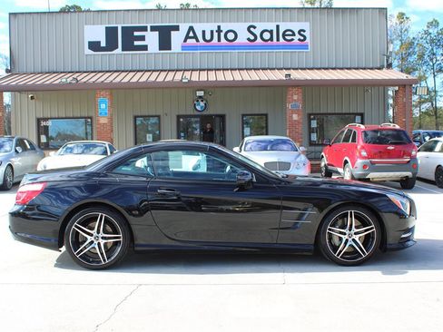 Used 2013 Mercedes-Benz SL 550 image 15