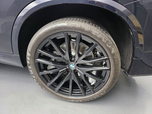 Used 2024 BMW X5 sDrive40i w/ M Sport Package RWD image 17