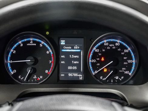 Certified 2017 Toyota RAV4 LE FWD image 24