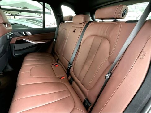 Used 2021 BMW X5 sDrive40i w/ Premium Package image 21