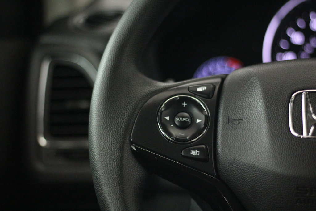 Used 2022 Honda HR-V EX image 13