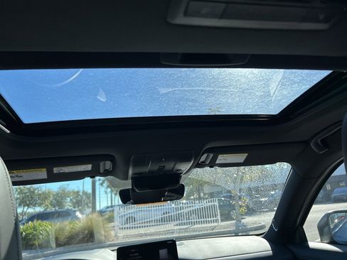 Used 2025 MAZDA CX-5 Signature image 14