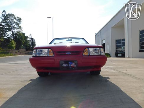 Used 1992 Ford Mustang LX RWD image 3