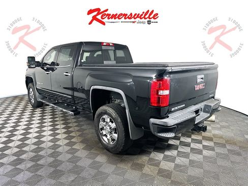 Used 2018 GMC Sierra 3500 Denali w/ Duramax Plus Package image 5