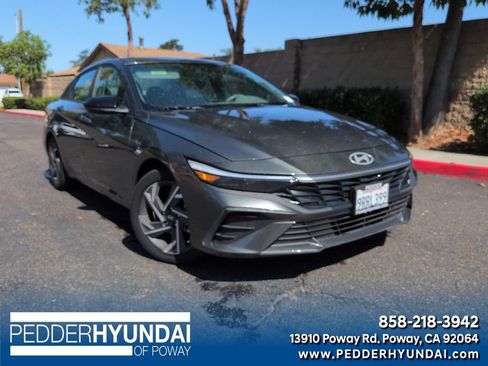 Certified 2025 Hyundai Elantra Sport FWD image 1
