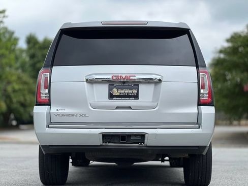 Used 2016 GMC Yukon XL Denali w/ Open Road Package RWD image 6