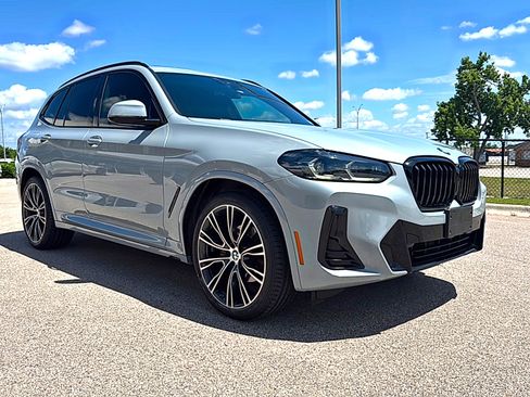 Used 2023 BMW X3 sDrive30i w/ M Sport Package RWD image 3