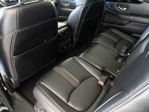 Used 2023 Honda Pilot Touring image 10