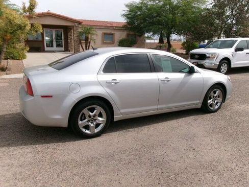 Used 2010 Chevrolet Malibu LT w/ Power Convenience Package FWD image 6