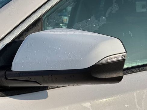 Used 2022 GMC Terrain SLE image 52