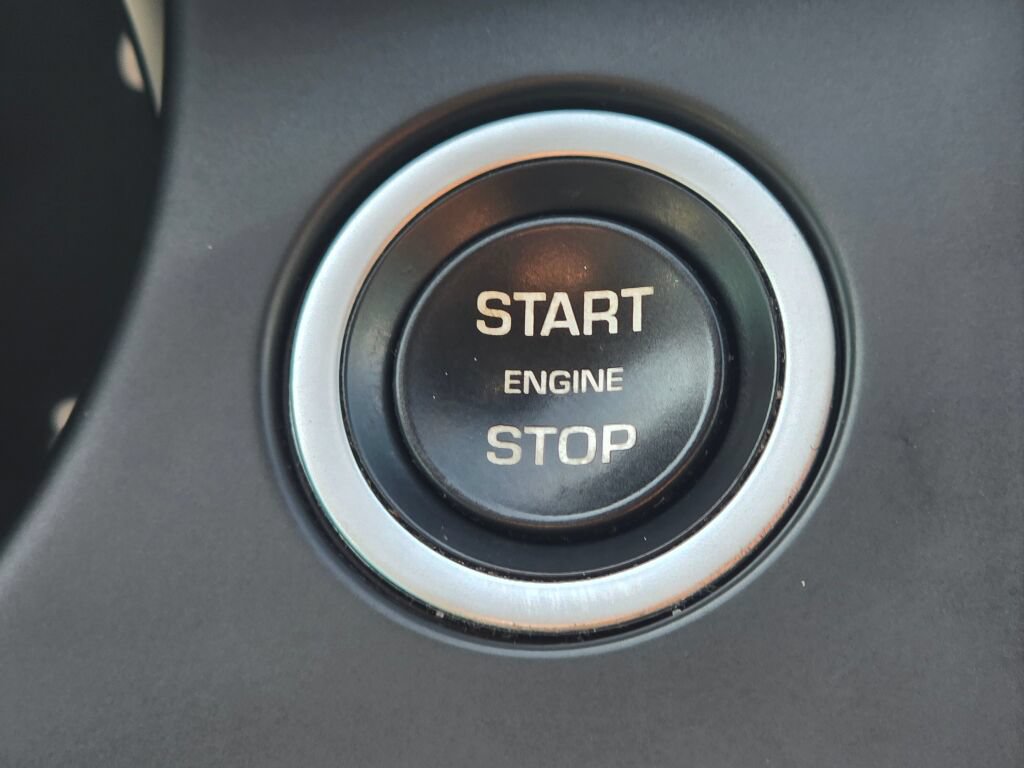 Used 2019 Land Rover Discovery Sport HSE AWD/4WD image 27