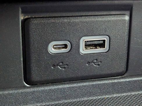 Used 2021 GMC Yukon XL SLT w/ SLT Luxury Plus Package image 25