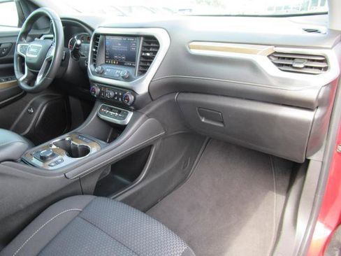 Certified 2023 GMC Acadia SLE w/ Driver Convenience Package FWD image 11