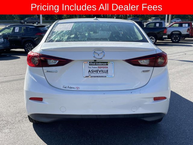Used 2017 MAZDA MAZDA3 Touring w/ Popular Equipment Package FWD image 4