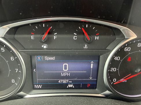 Used 2024 GMC Terrain SLE w/ Elevation Edition FWD image 12