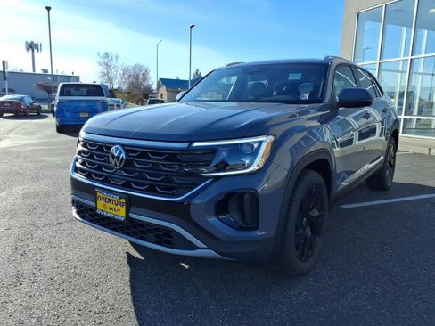 New 2026 Volkswagen Atlas Cross Sport SE AWD/4WD image 3
