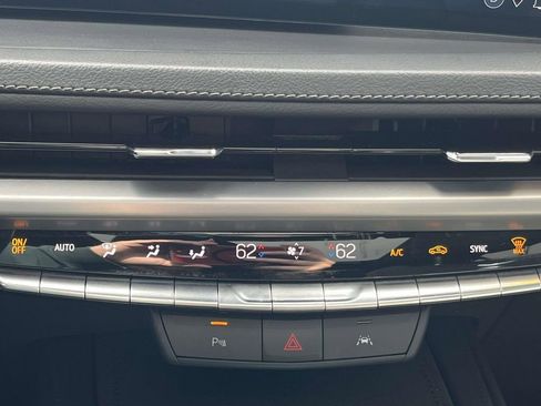 Used 2024 Cadillac XT4 Premium Luxury w/ Active Safety Package image 20