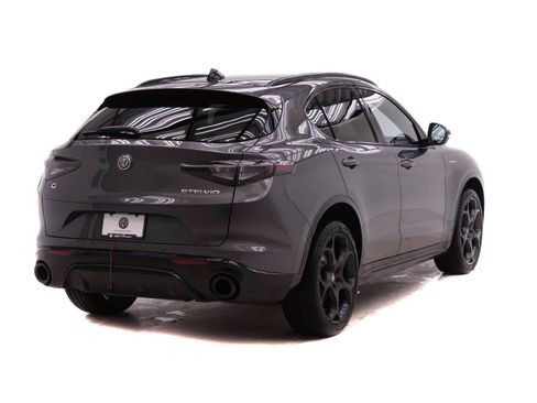 New 2026 Alfa Romeo Stelvio Sprint AWD/4WD image 4