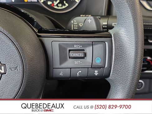 Used 2023 Nissan Rogue SV FWD image 13