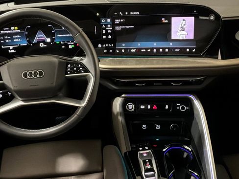 Certified 2025 Audi Q5 Premium Plus w/ Premium Plus image 20