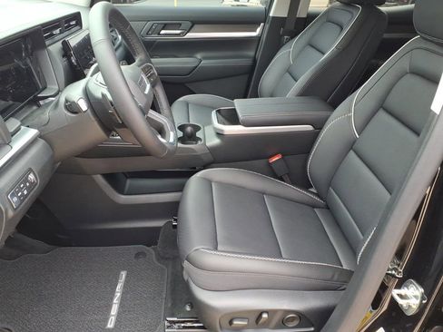 New 2026 GMC Terrain Denali AWD/4WD image 12