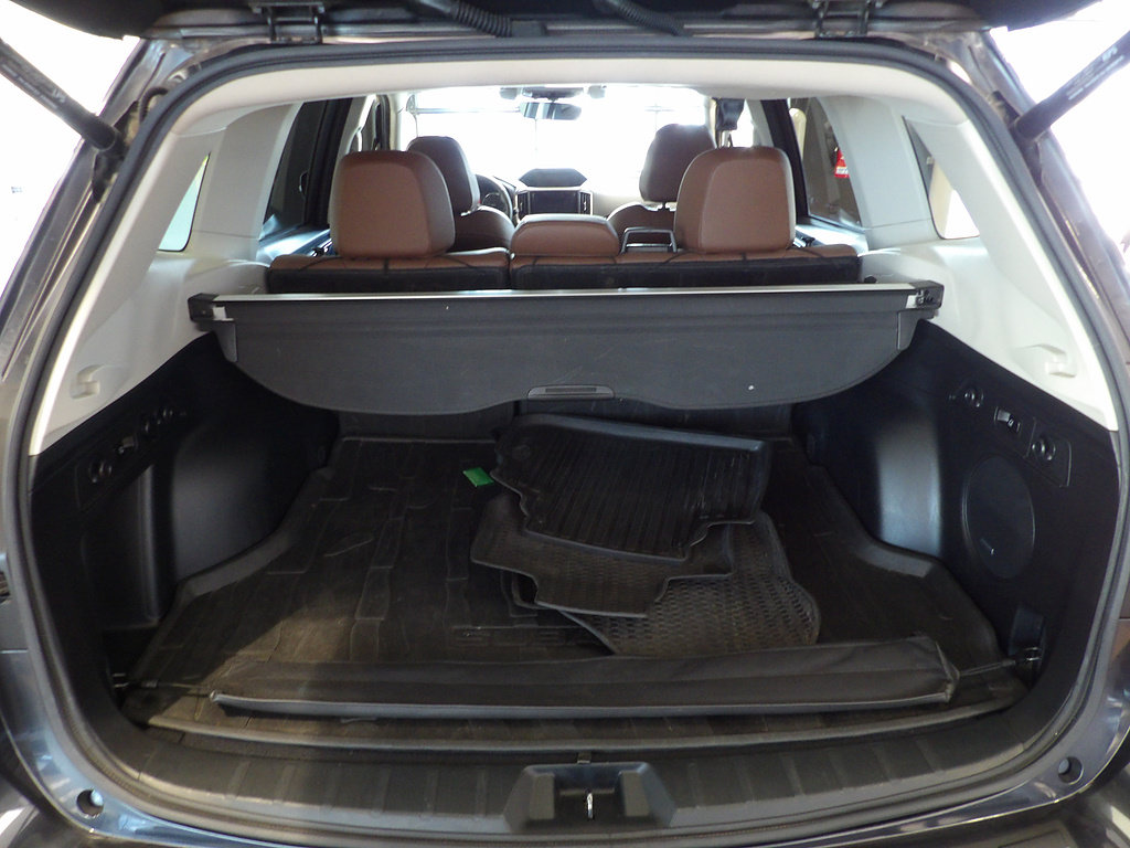 Used 2019 Subaru Forester Touring w/ Popular Package #3 AWD/4WD image 16