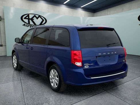 Used 2018 Dodge Grand Caravan SE w/ UConnect Hands-Free Group FWD image 5
