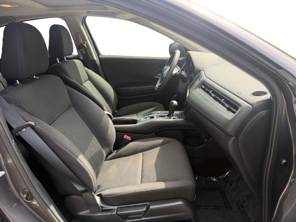 Used 2018 Honda HR-V EX image 15