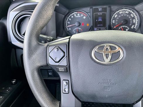 Used 2018 Toyota Tacoma SR w/ SR Convenience Package image 18