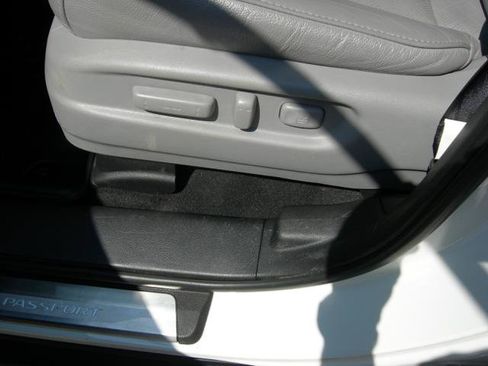 Used 2019 Honda Passport Elite image 8