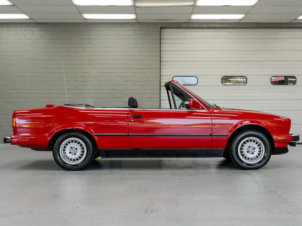 Used 1987 BMW 325i Convertible RWD image 3