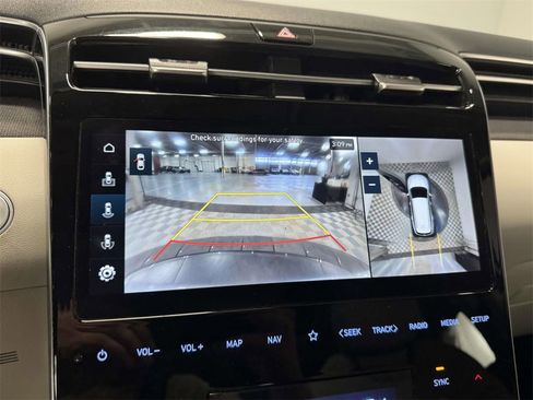 Used 2023 Hyundai Tucson Limited image 24