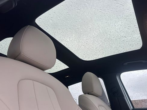 Certified 2025 Mercedes-Benz GLA 250 4MATIC image 17