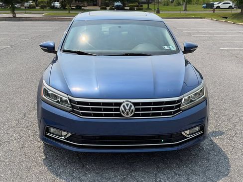 Used 2017 Volkswagen Passat 1.8T SE w/ SE Lighting Package FWD image 3