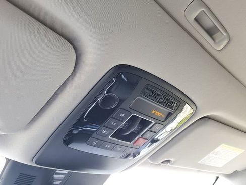 New 2026 Kia Carnival SX Prestige image 29