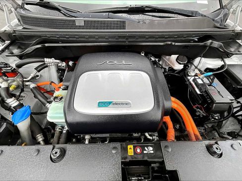 Used 2019 Kia Soul EV image 31