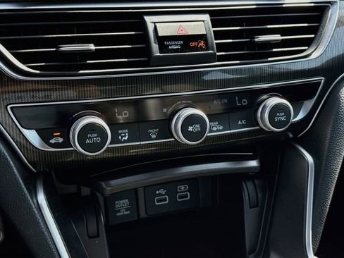 Used 2022 Honda Accord Sport image 16