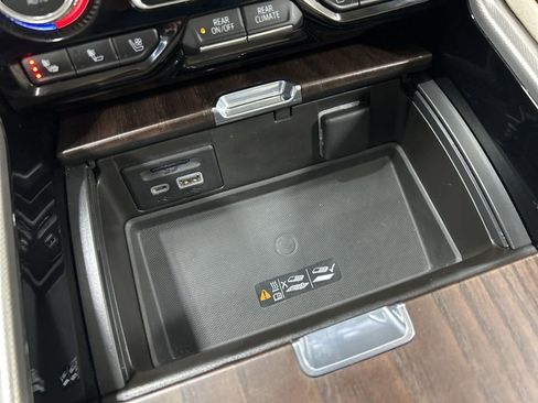 Used 2021 GMC Yukon Denali w/ Denali Ultimate Package image 24