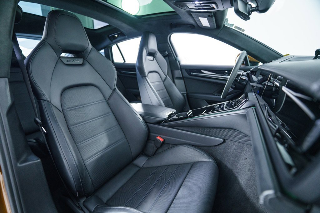 Certified 2025 Porsche Panamera GTS AWD/4WD image 20