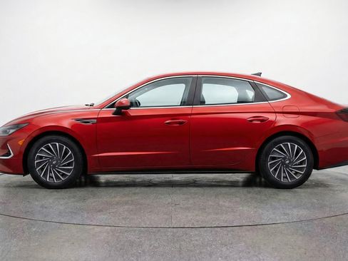 Used 2025 Hyundai Sonata SEL FWD image 5