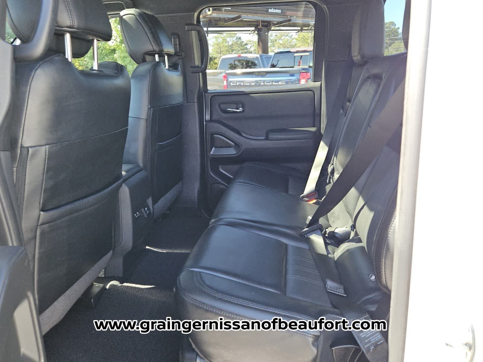 Used 2022 Nissan Frontier Pro-X w/ Pro-X Premium Package RWD image 4