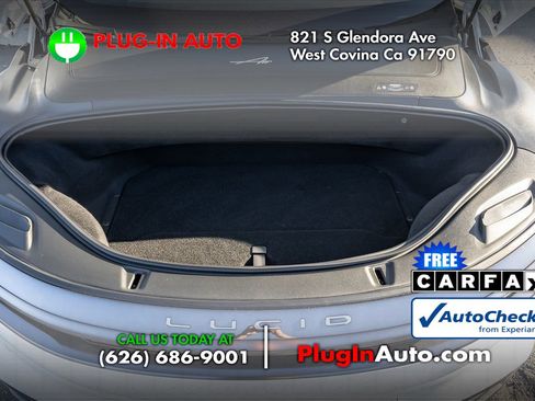 Used 2024 Lucid Air Touring image 17