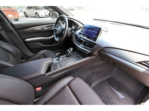Used 2023 Cadillac CT5 Sport w/ Climate Package RWD image 31