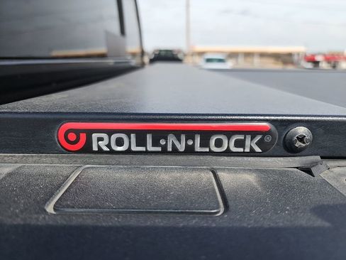 Used 2023 GMC Sierra 2500 Denali w/ Denali Black Diamond Edition image 13