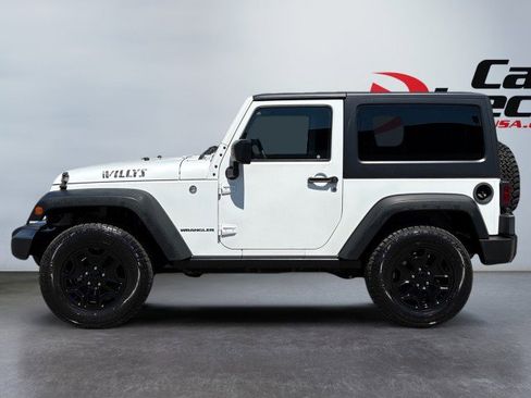 Used 2016 Jeep Wrangler Sport AWD/4WD image 3