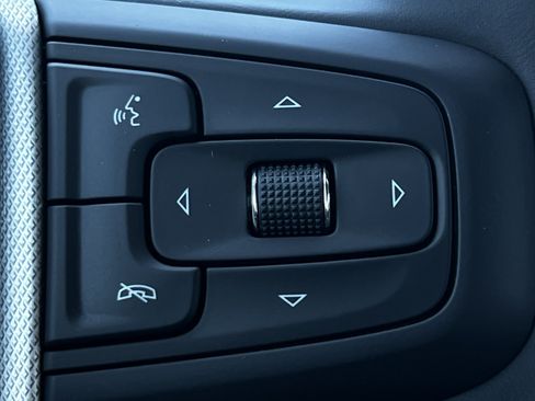 New 2025 GMC Sierra 2500 Denali w/ Technology Package image 13