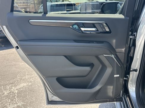New 2026 Chevrolet Tahoe High Country w/ Sun And Tow Package RWD image 23
